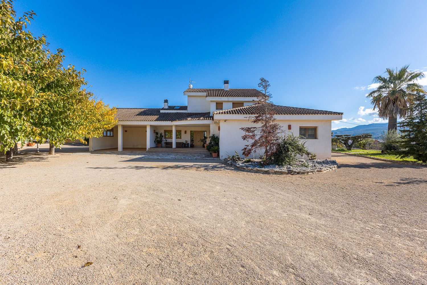 Vista exterior de Casa o chalet en venta en Ontinyent con Aire acondicionado, Calefacción y Jardín privado