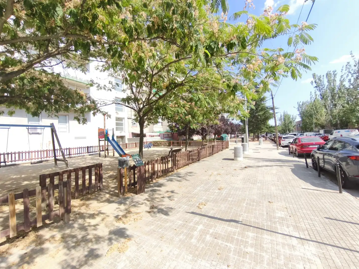 Außenansicht von Wohnung zum Verkauf in Terrassa mit Heizung, Parkett und Balkon