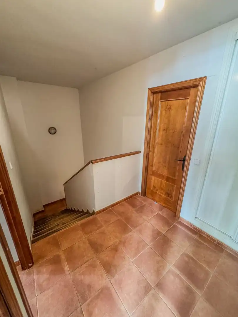 Casa adosada en venta en Olmeda de las Fuentes con Calefacción y Trastero
