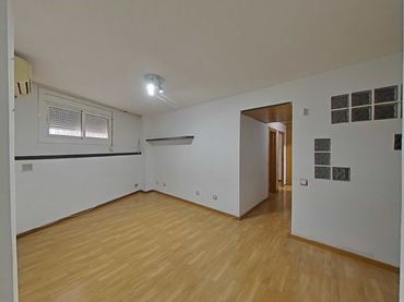 Ground floor for sale in Carrer del Baró de Sant Lluís