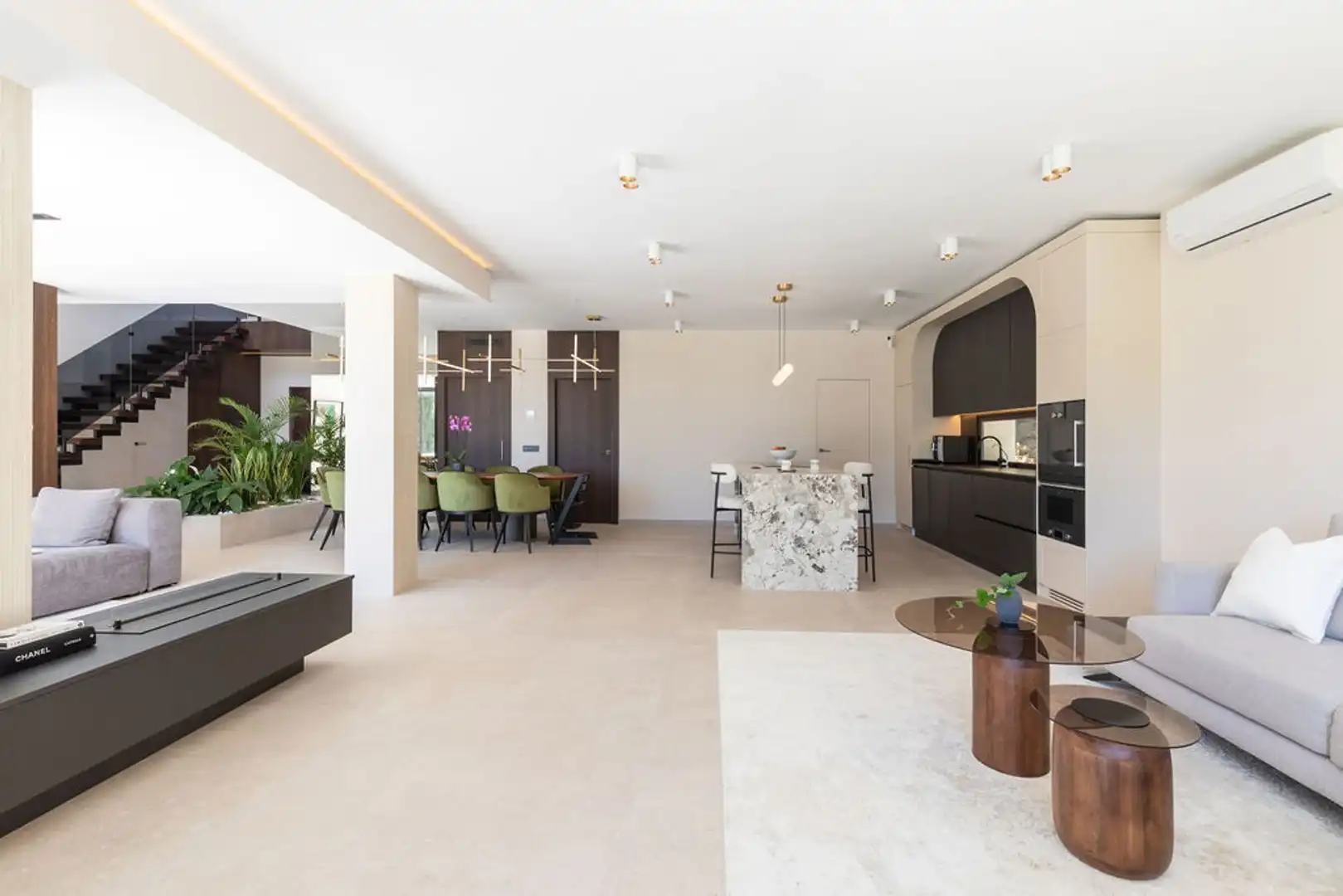 Sala de estar de Casa o chalet en venta en Benahavís con Terraza
