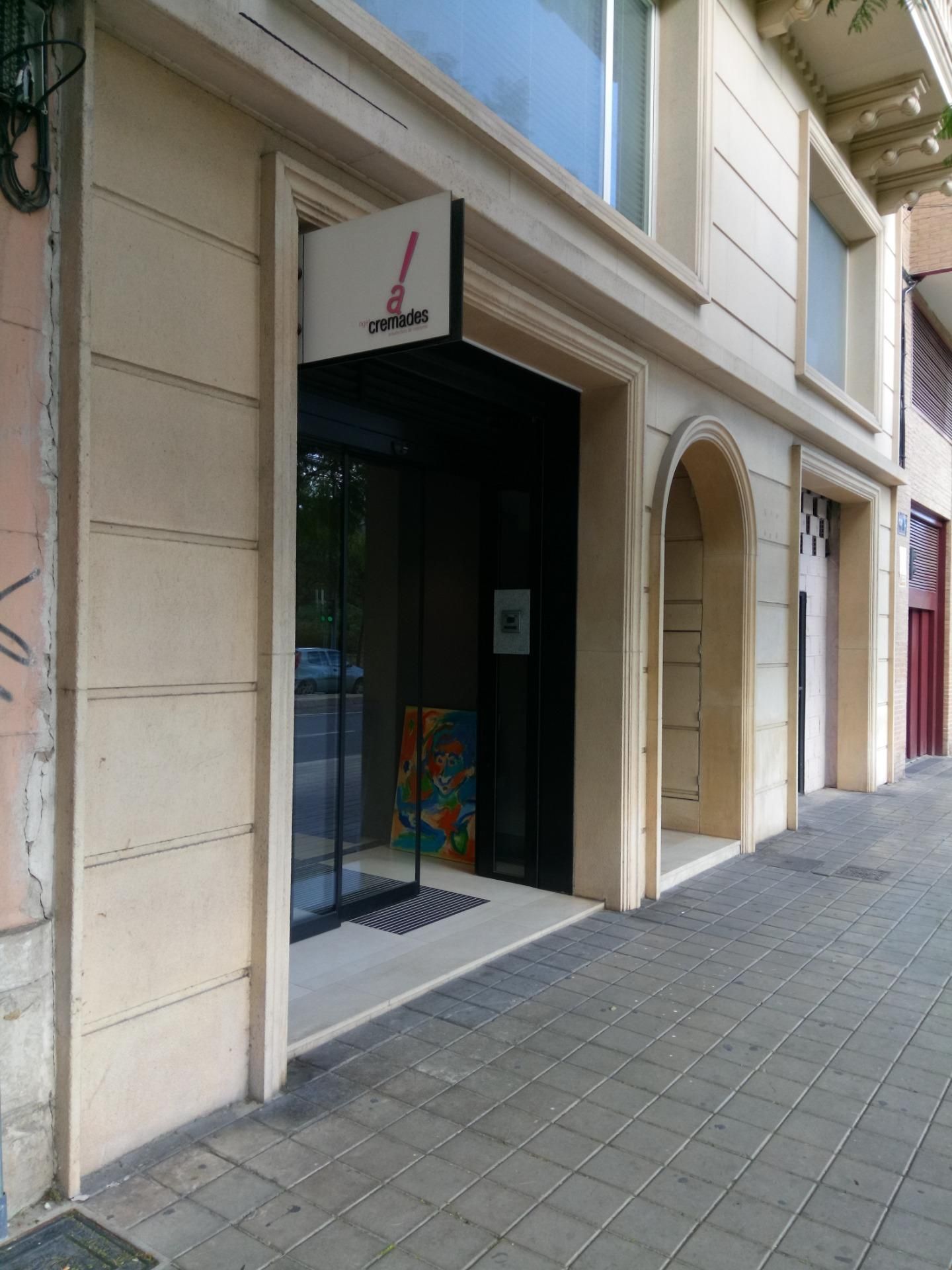Premises for sale in Alicante / Alacant  with Air Conditioner and Furnished