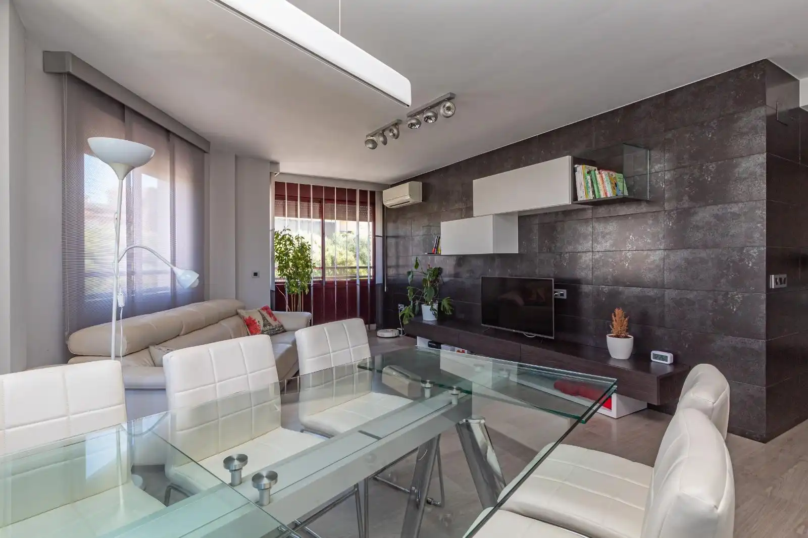 Wohnzimmer von Wohnung zum Verkauf in Vilafamés mit Klimaanlage, Heizung und Abstellraum