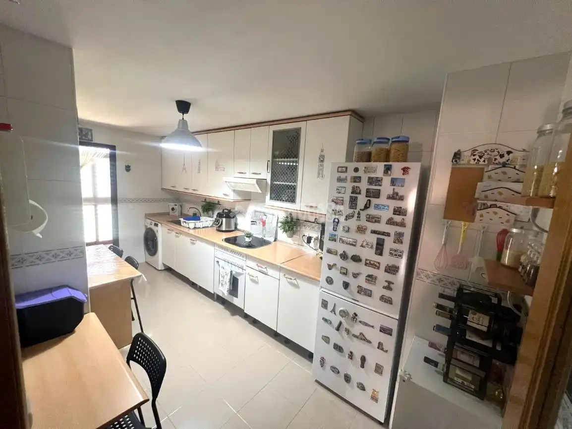 Cocina de Piso en venta en Parla con Aire acondicionado, Calefacción y Parquet