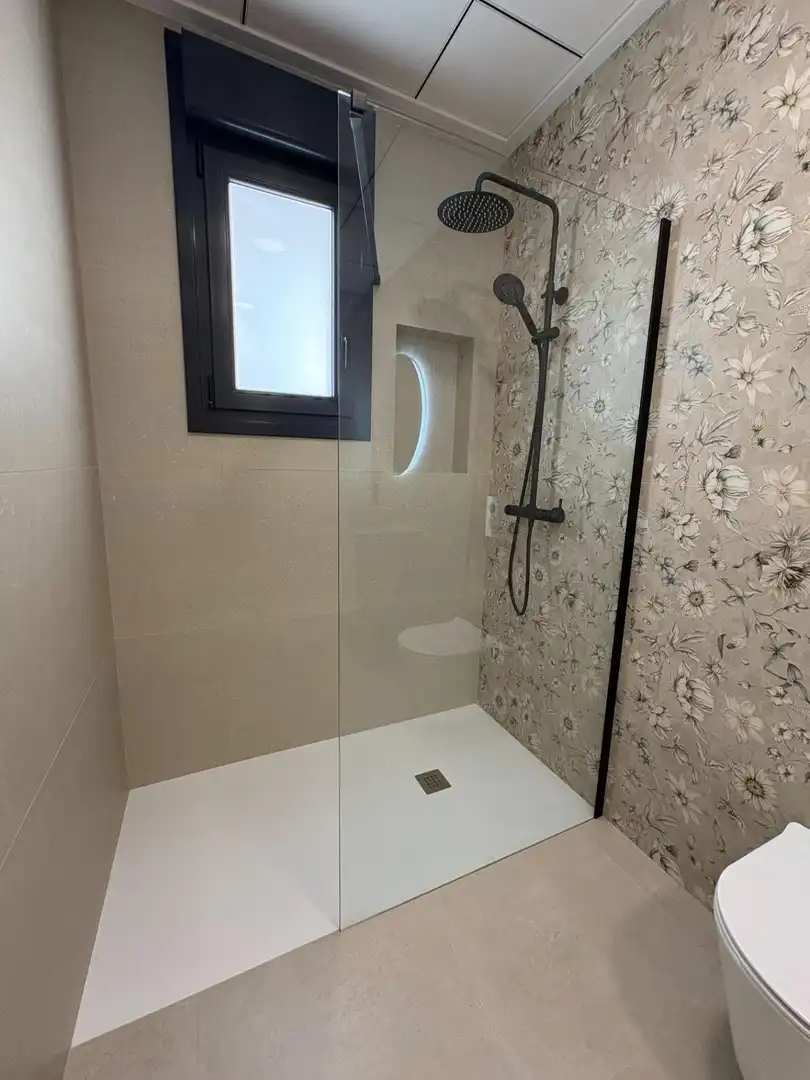 Bany de Casa o xalet en venda en Almoradí amb Aire condicionat, Calefacció i Jardí privat