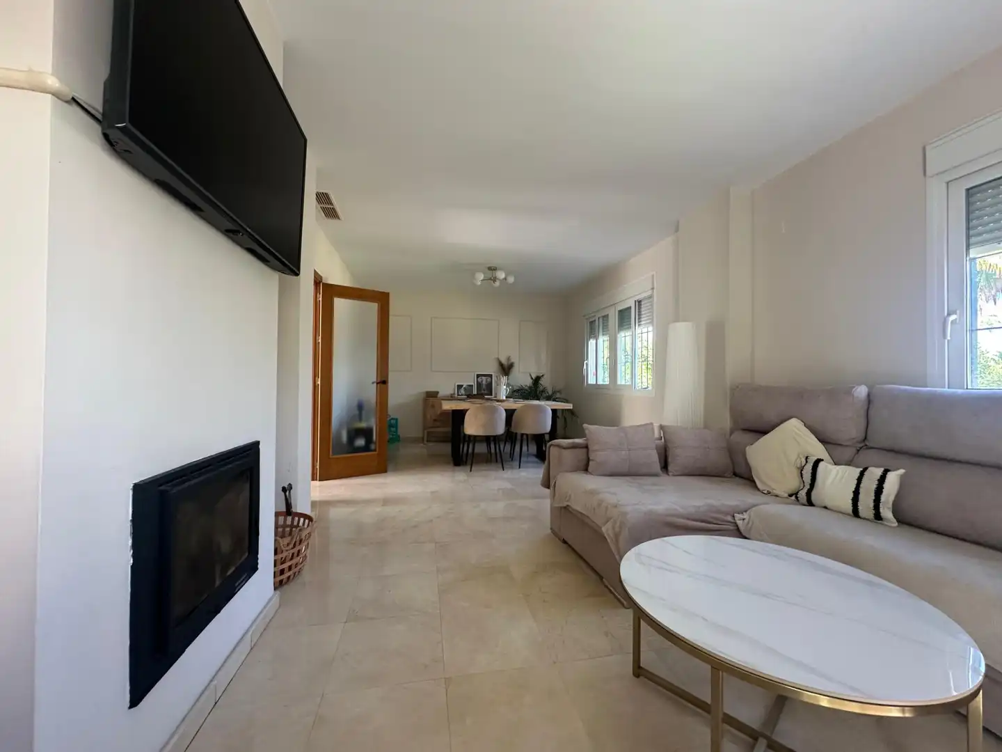 Living room of Detached homes for sale in Jerez de la Frontera  with Balcony and Community pool