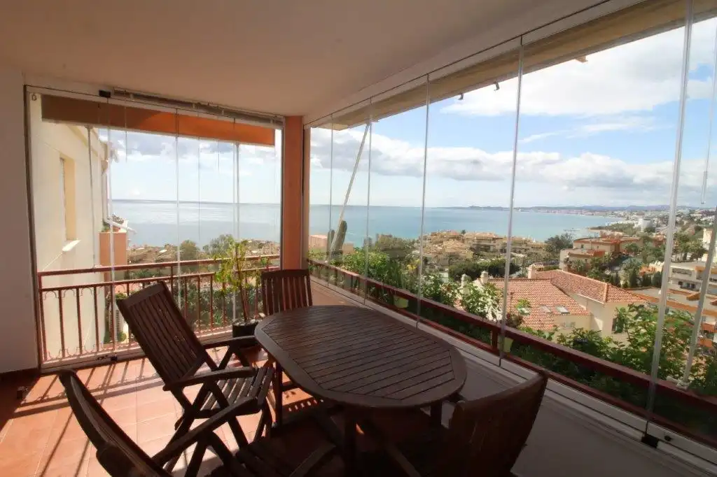 Terraza de Piso en venta en Benalmádena con Aire acondicionado, Terraza y Amueblado