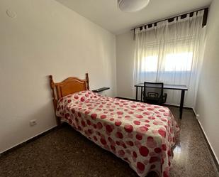 Bedroom of Flat to share in  Zaragoza Capital  with Terrace and Balcony