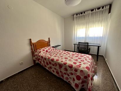 Bedroom of Flat to share in  Zaragoza Capital  with Terrace and Balcony