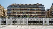 Vista exterior de Apartament en venda en Donostia - San Sebastián 