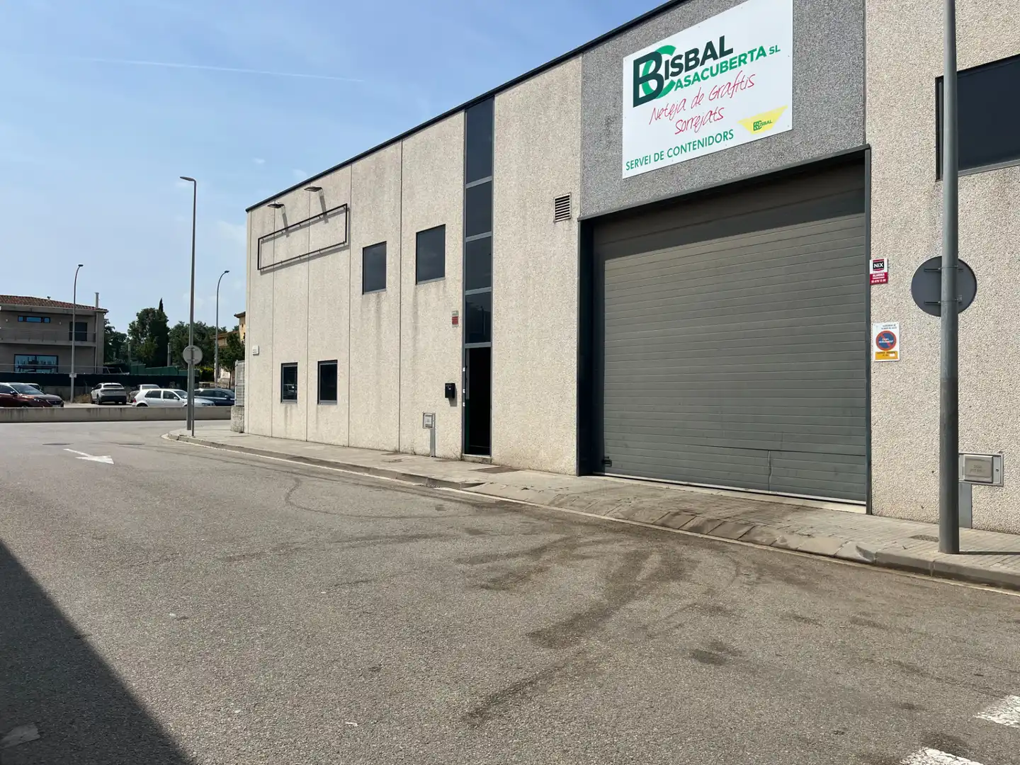 Vista exterior de Nave industrial de alquiler en Vilanova del Vallès
