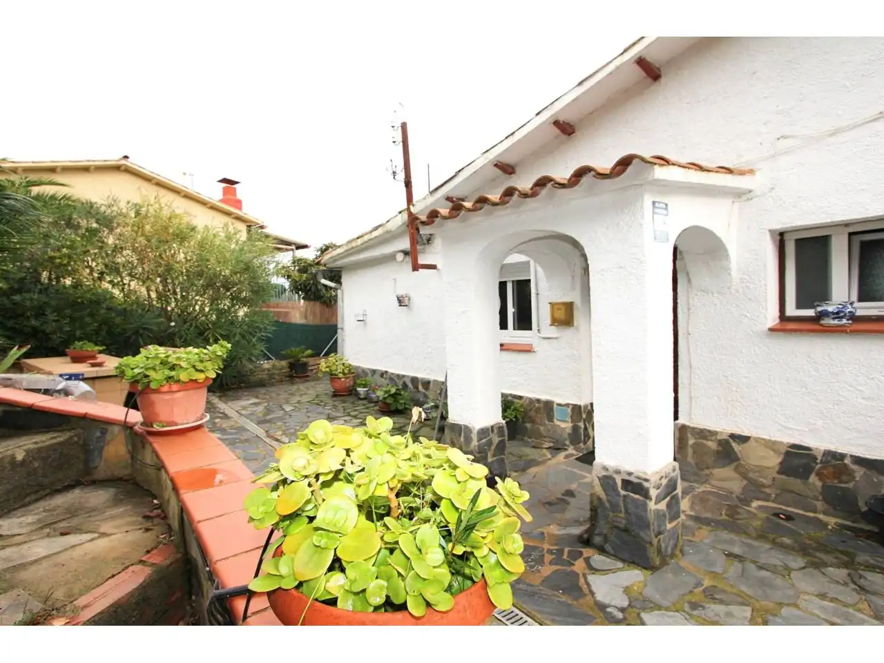 Vista exterior de Casa o xalet en venda en Lloret de Mar amb Calefacció, Jardí privat i Terrassa