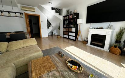 Wohnzimmer von Maisonette zum verkauf in Sabadell mit Klimaanlage, Terrasse und Balkon