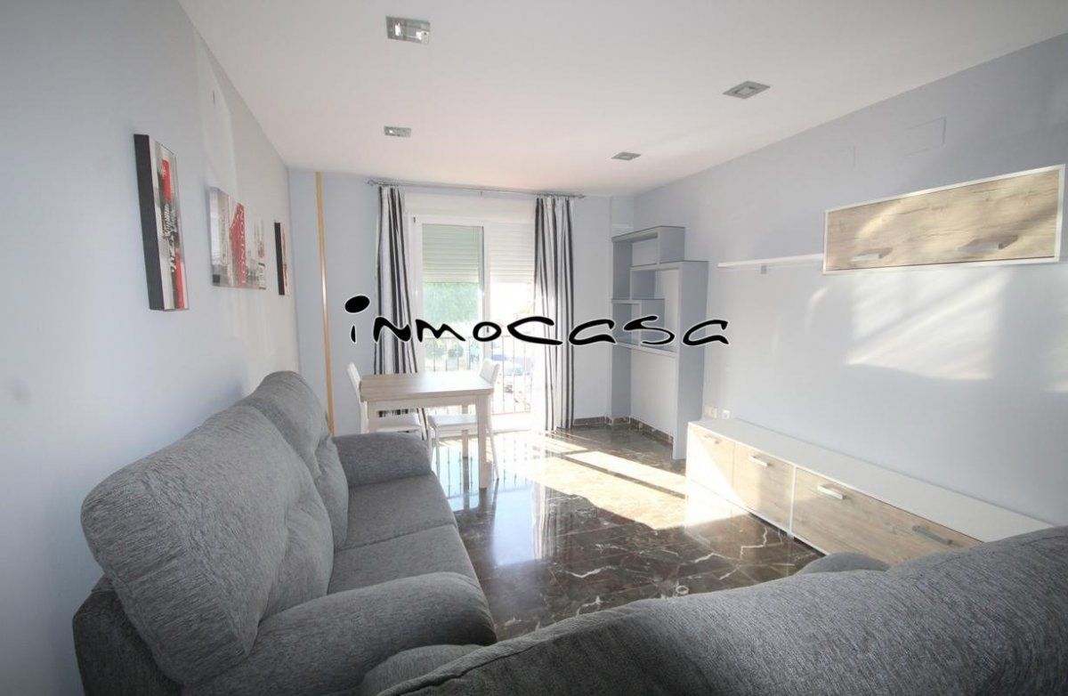 Dormitori de Pis de lloguer en Ogíjares amb Terrassa, Traster i Balcó