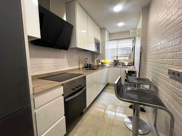 Flat with pool for sale in Calle del Oro 14