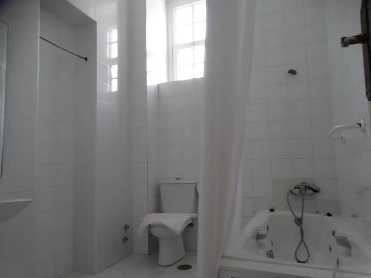 Baño de Casa o chalet en venta en Huelva con Aire acondicionado, Calefacción y Jardín privado