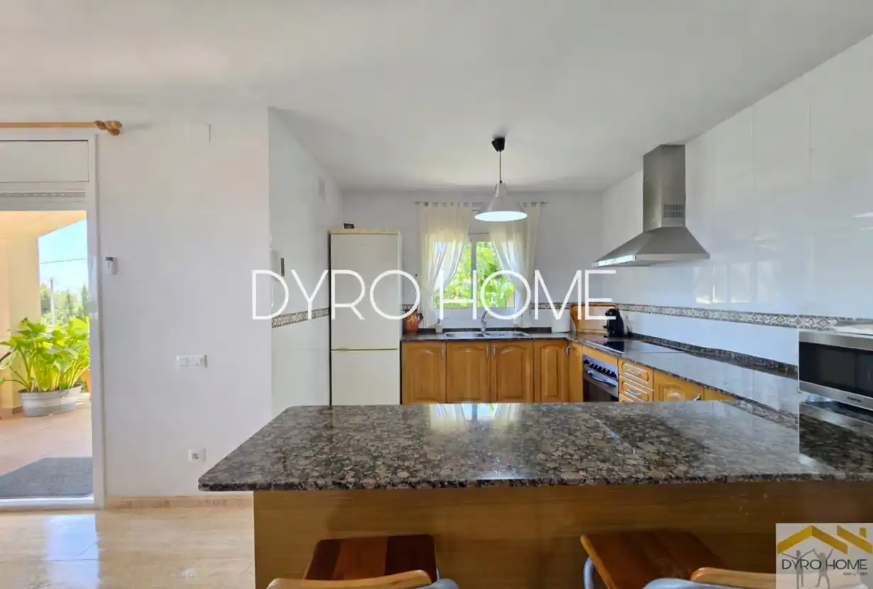 Cocina de Casa o chalet en venta en Font-rubí con Aire acondicionado, Calefacción y Jardín privado