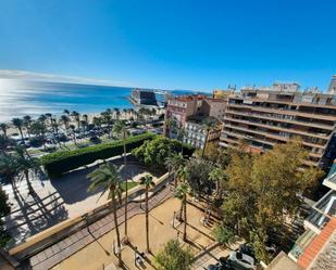 Vista exterior de Àtic de lloguer en Alicante / Alacant amb Aire condicionat, Calefacció i Parquet