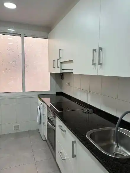 Flat with terrace for sale in Passatge de Xile 13, imagen 3