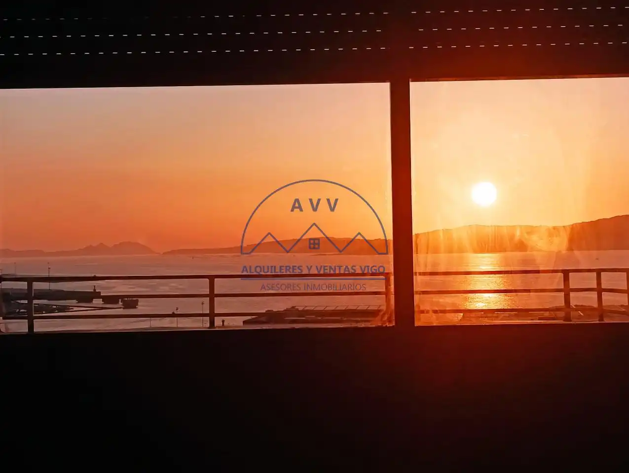 Flat for rent in Torrecedeira, Berbés - Peritos