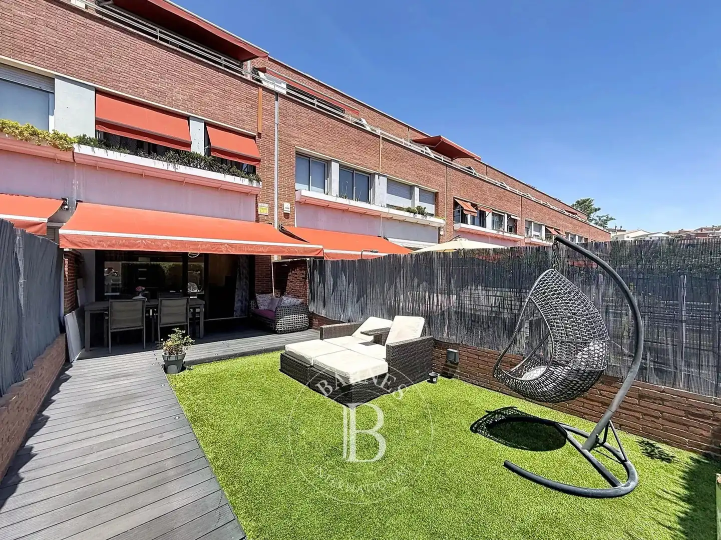 Terrasse von Einfamilien-Reihenhaus zum Verkauf in Calella mit Klimaanlage, Heizung und Terrasse
