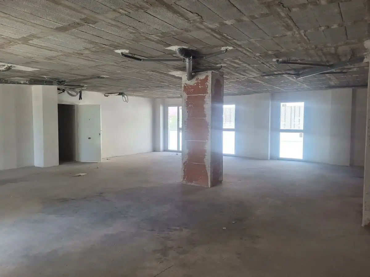 Büro zum Verkauf in Joanot martorell, imagen 2