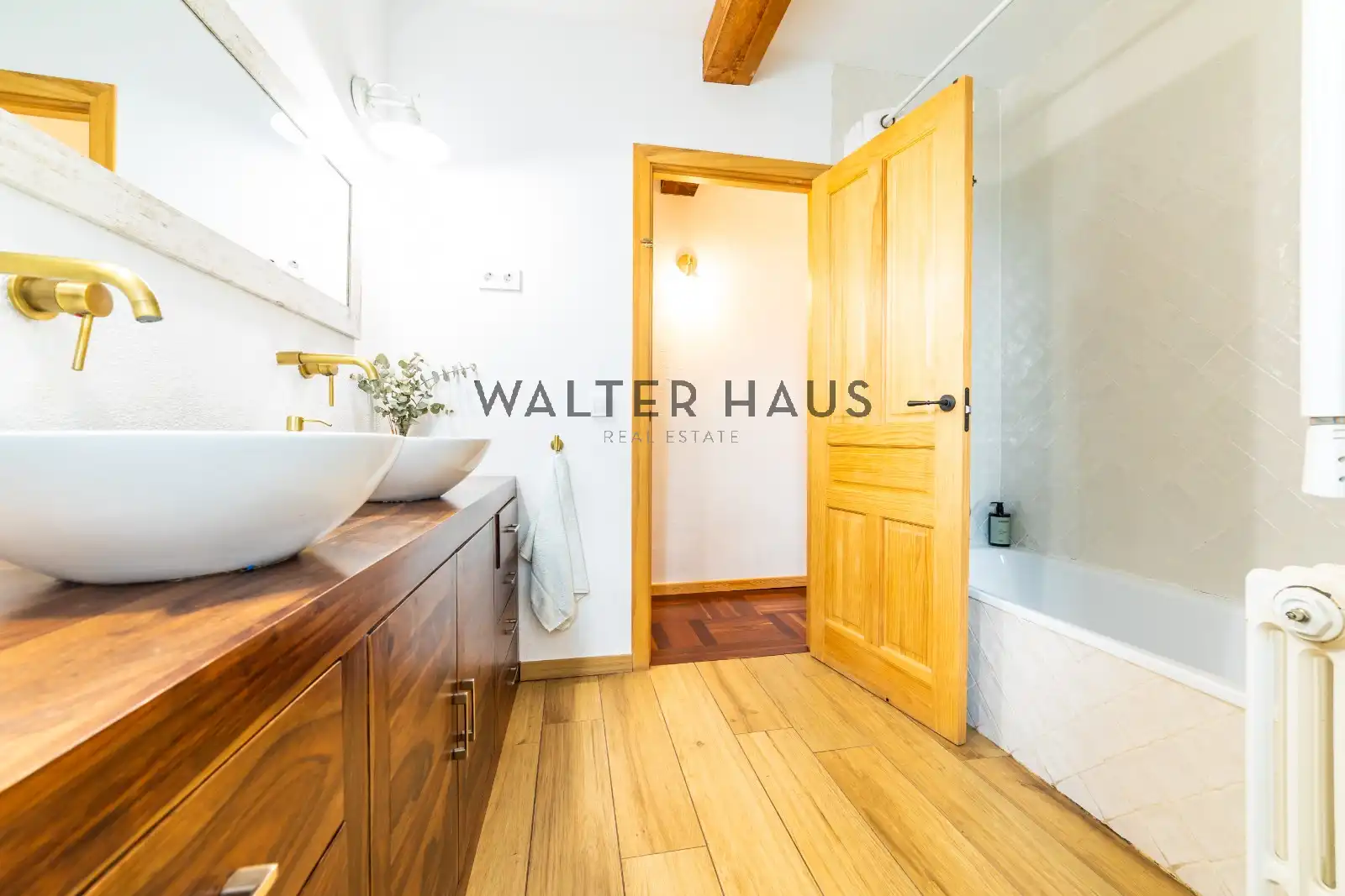 Bathroom of Attic for sale in Madrid  with Air Conditioner, Heating and Terrace