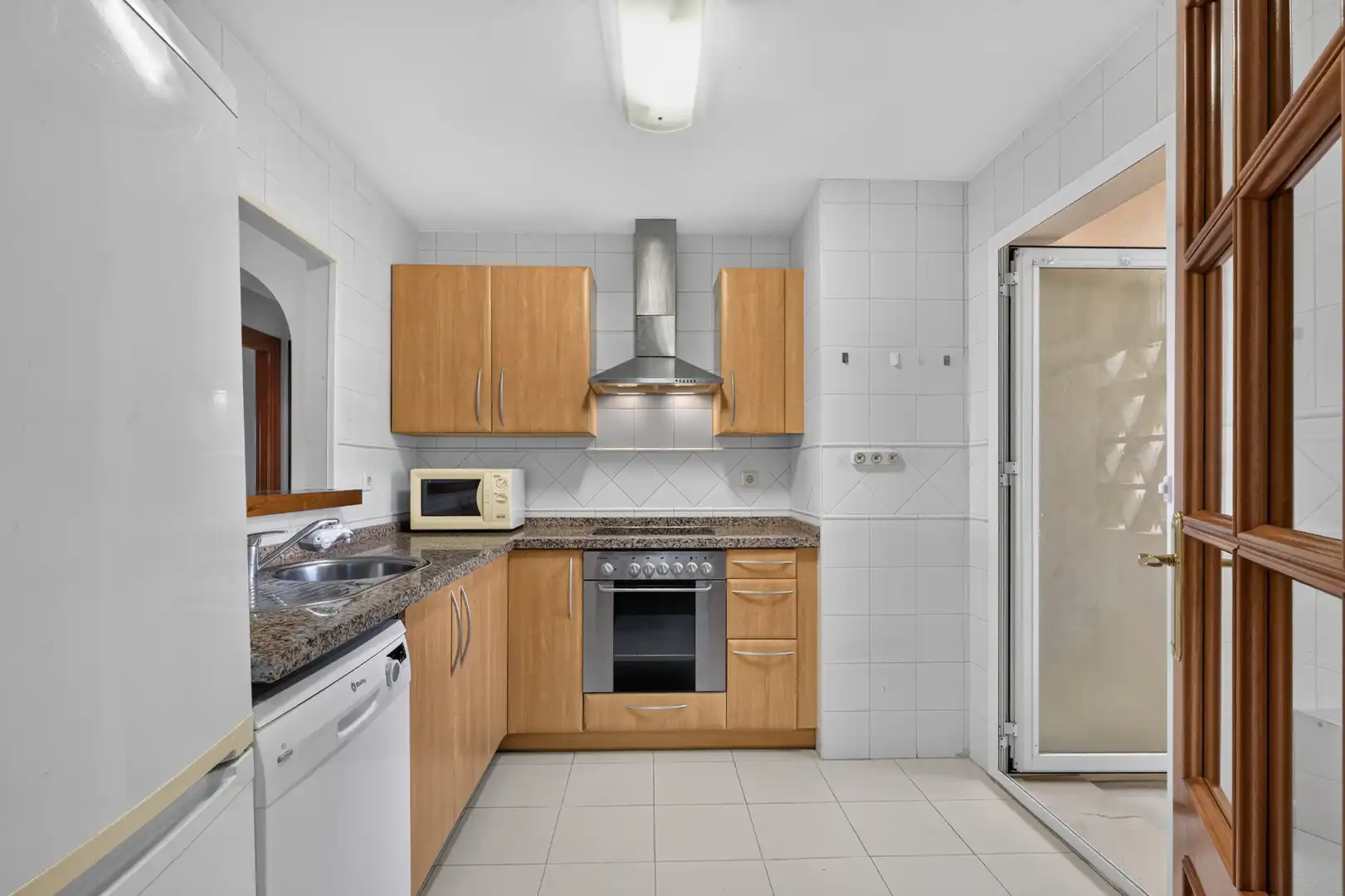 Kitchen of Flat for sale in Mijas  with Air Conditioner, Terrace and Storage room
