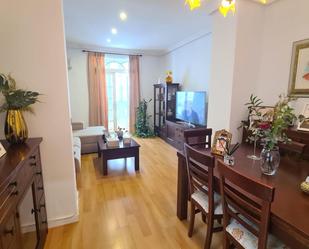 Living room of Flat for sale in  Cádiz Capital  with Air Conditioner, Storage room and Balcony