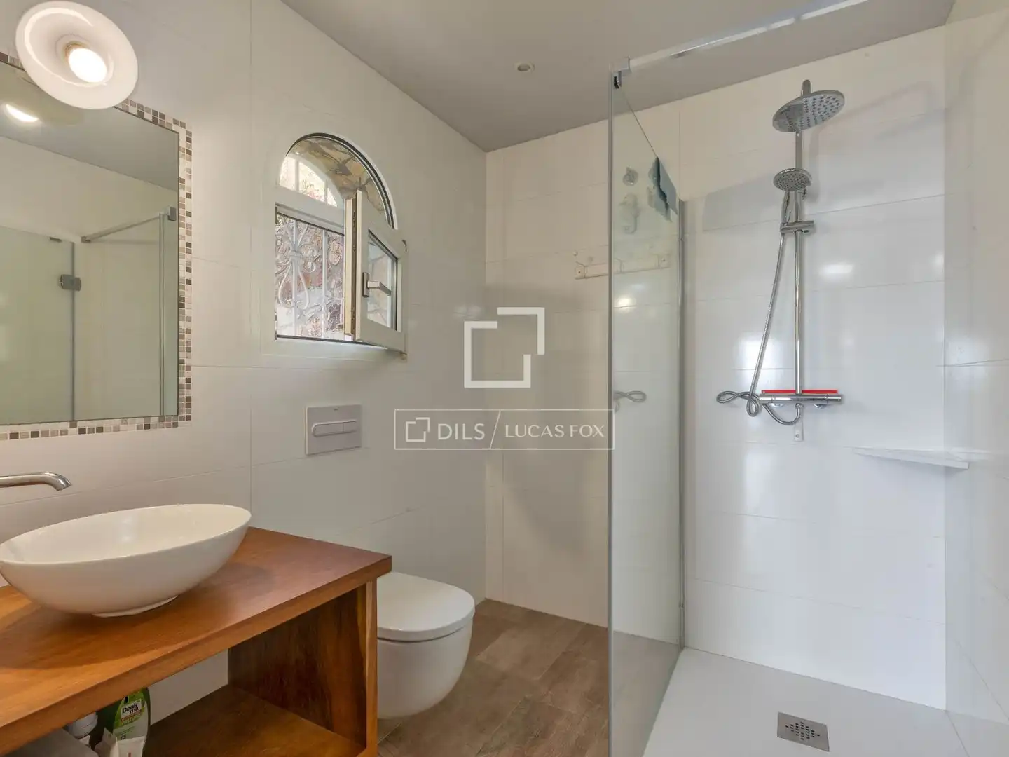 Bany de Casa o xalet en venda en Lloret de Mar amb Aire condicionat, Jardí privat i Traster