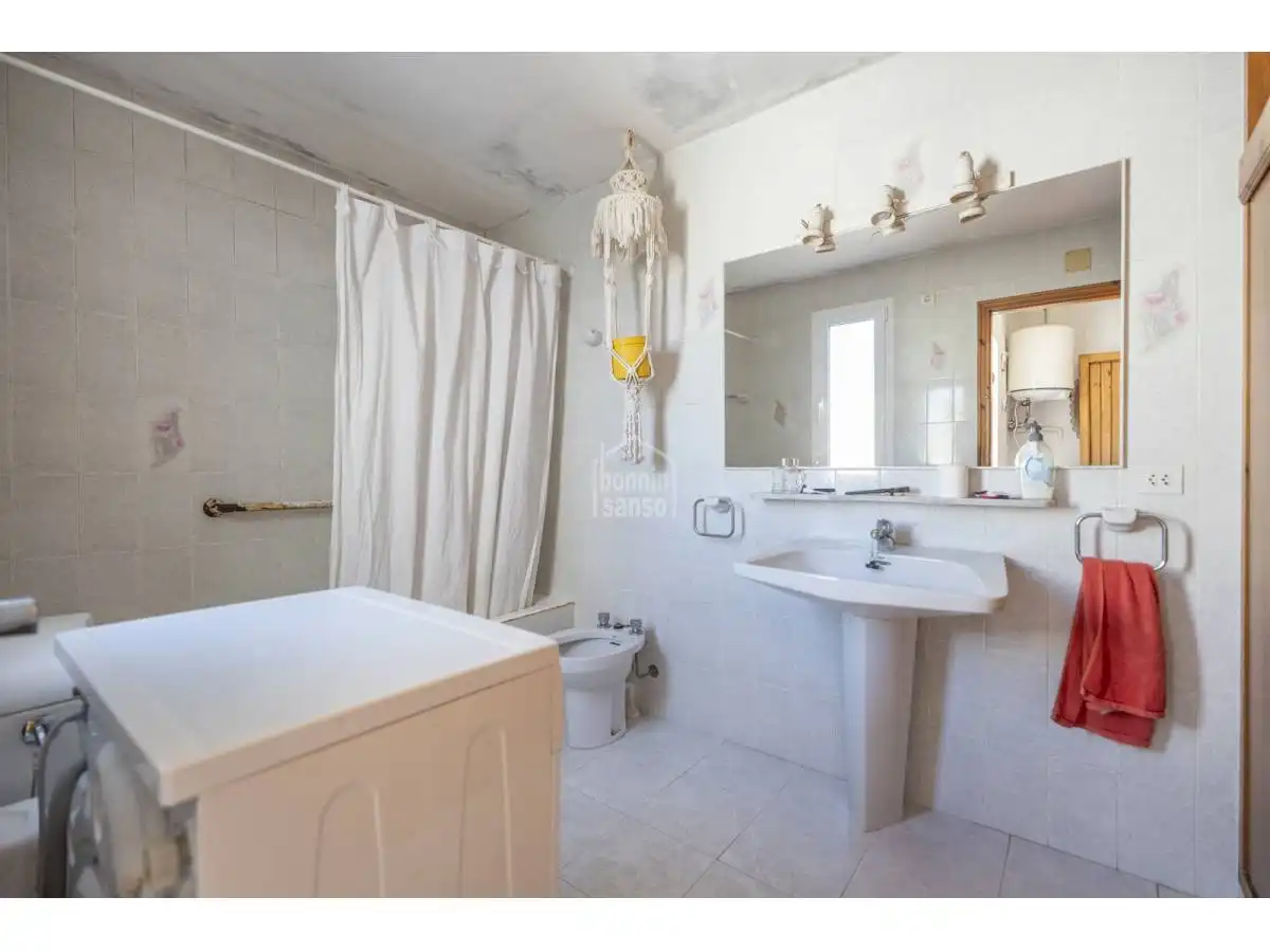 Baño de Apartamento en venta en Ciutadella de Menorca con Terraza