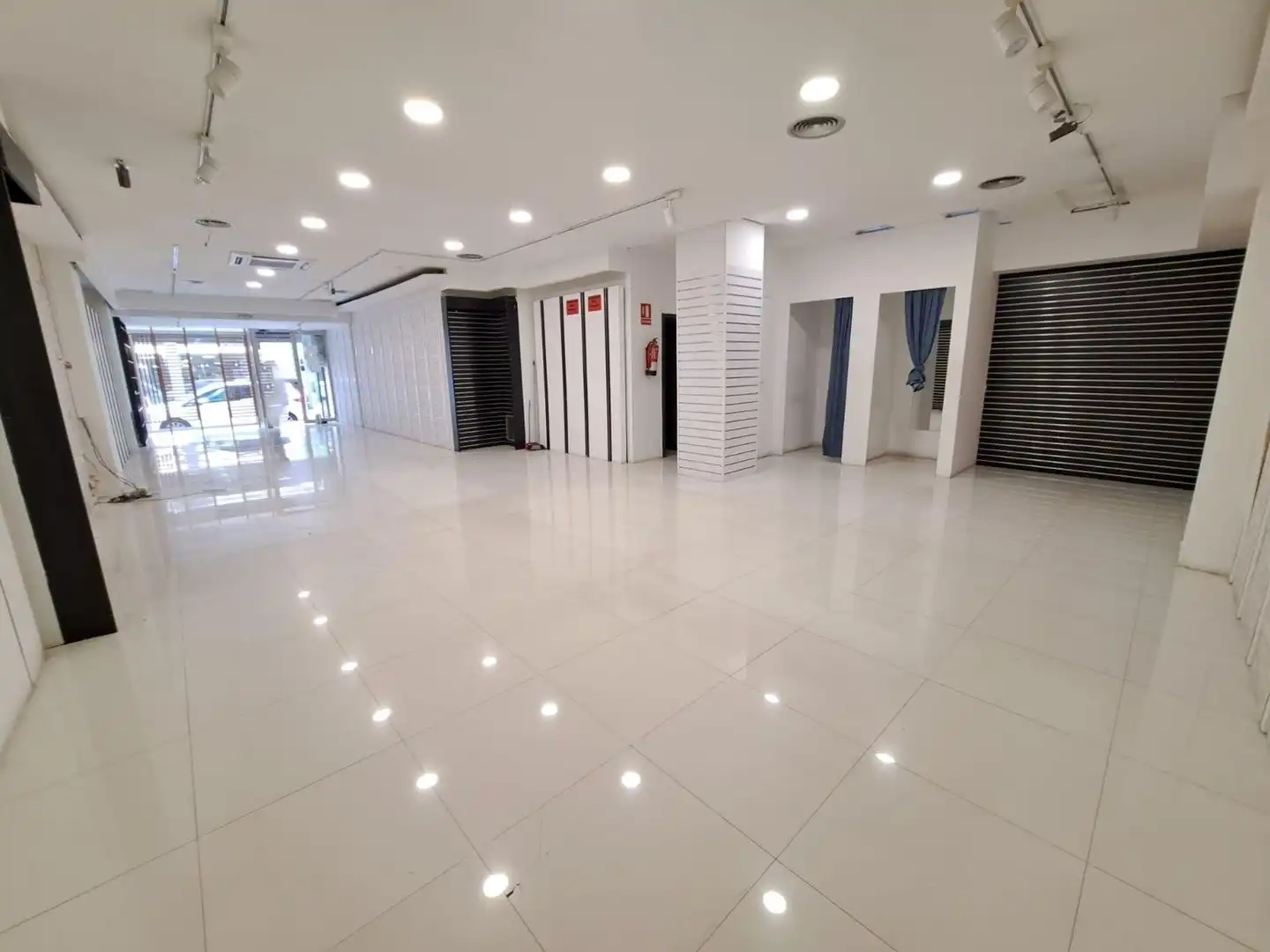 Local comercial de lloguer a Calle FRANCESC ARBONA, imagen 2