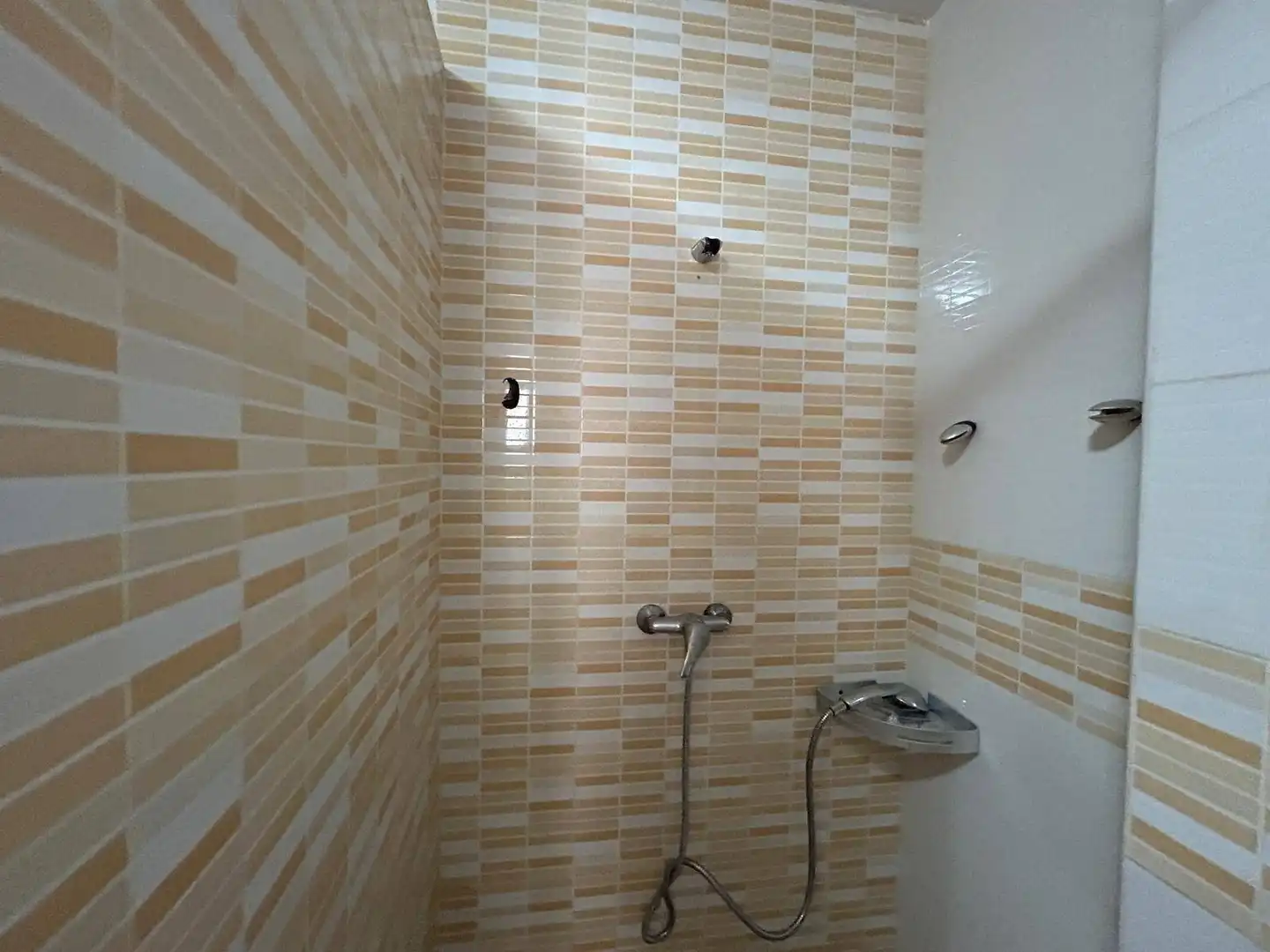 Bathroom of Houses for sale in Aspe  with Air Conditioner, Private garden and Terrace