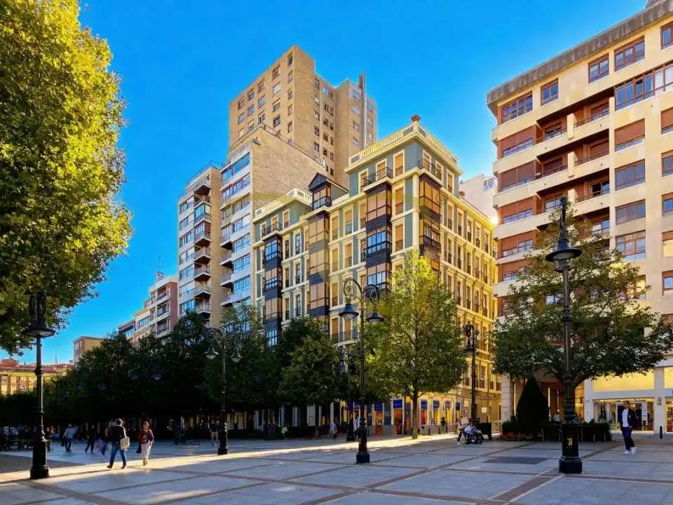 Pis en venda a Paseo Begoña, Barrio del Centro