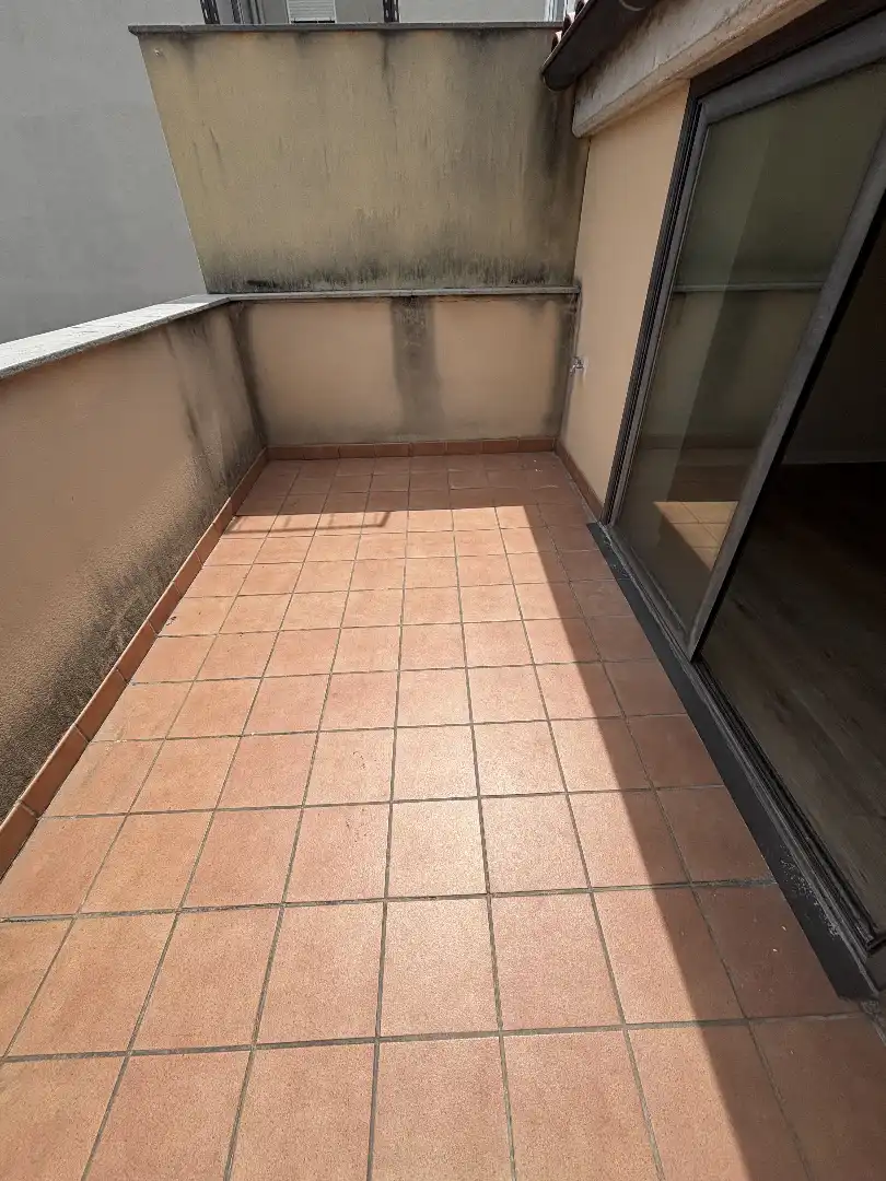 Duplexes for rent in Carrer de Monterols, Creu Alta