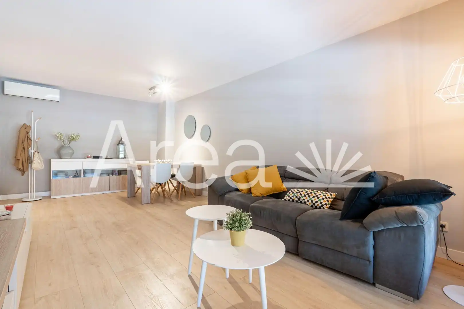 Living room of Flat for sale in Mataró  with Air Conditioner, Heating and Terrace