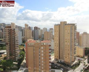 Vista exterior de Dúplex en venda en Benidorm amb Aire condicionat i Terrassa