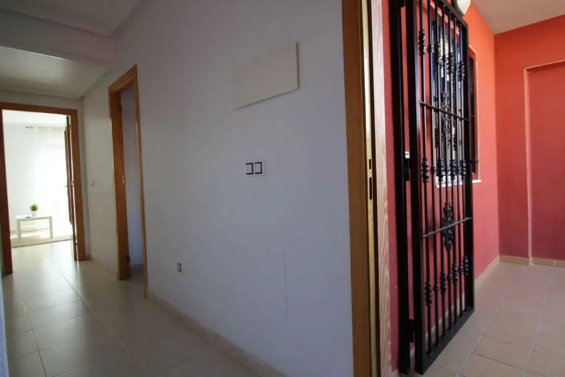 Casa adosada en venta en Torrevieja con Calefacción, Jardín privado y Terraza