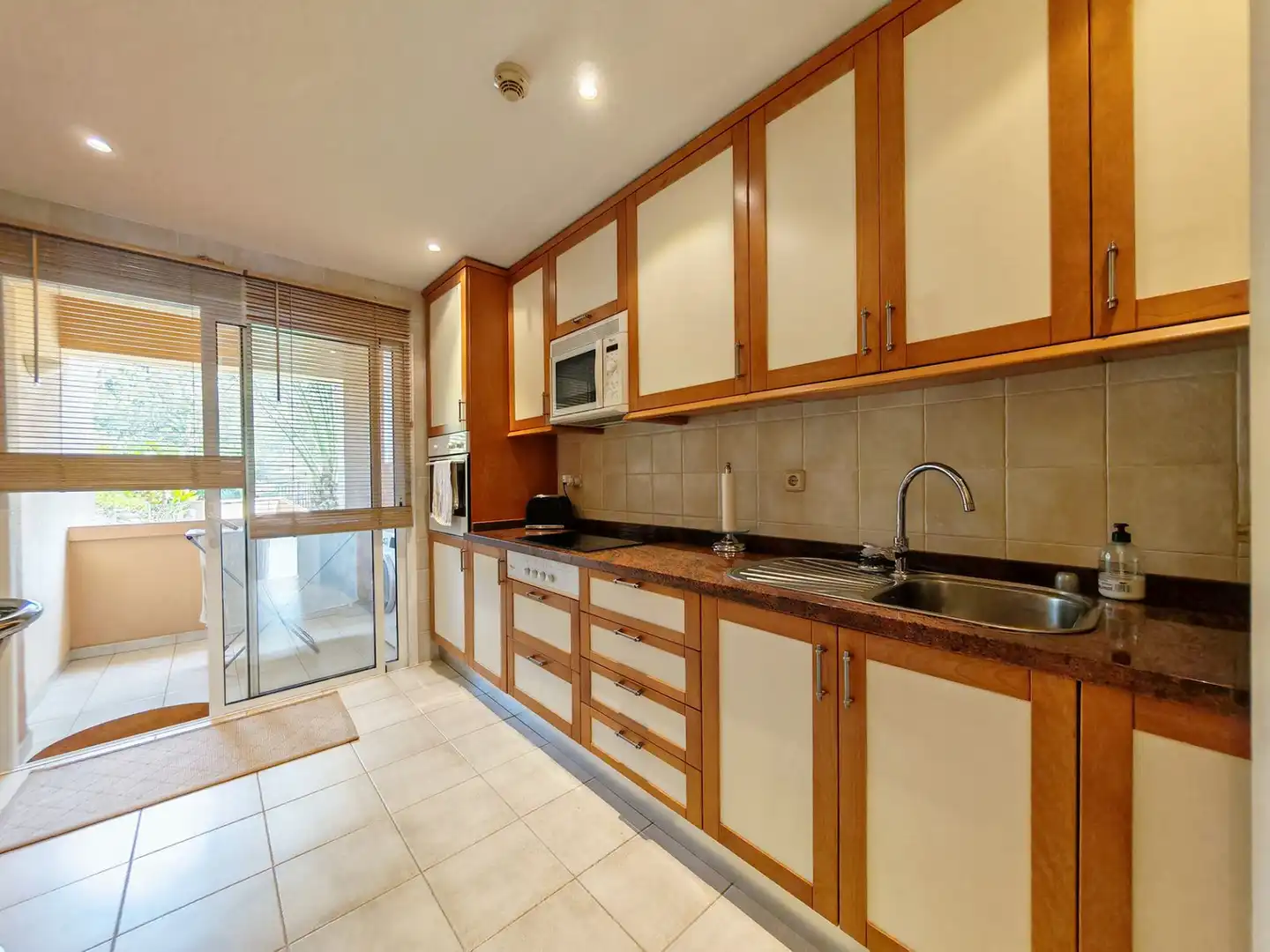 Küche von Wohnungen zum Verkauf in Marbella mit Terrasse, Möbliert und Gemeinschaftspool