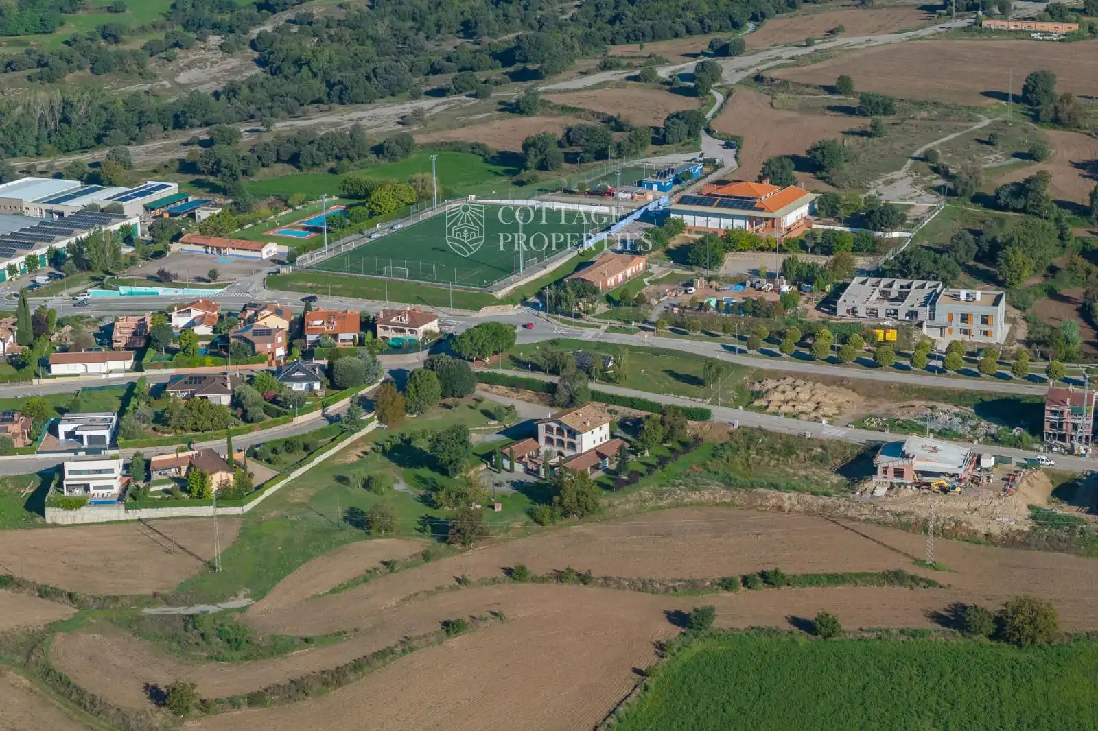 Country homes for sale in Torelló  with Terrace and Furnished