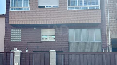 Foto 4 de Casa o xalet en venda a La Robla , León