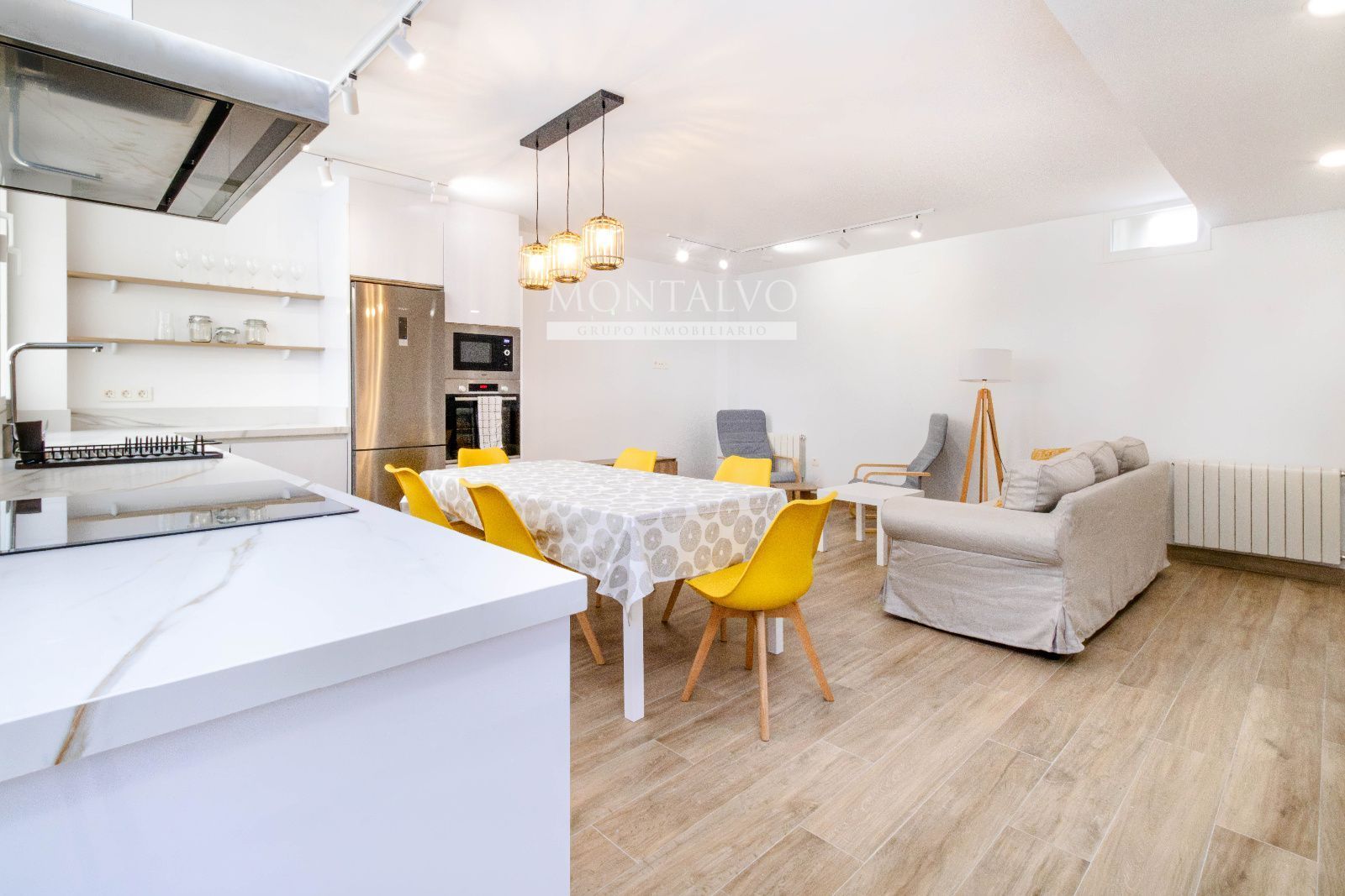 Pis de lloguer a Mano de Hierro, 11, Centro - Sagrario