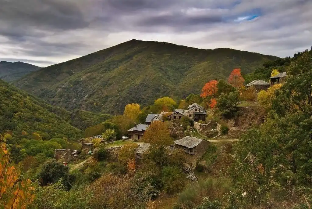 Vista exterior de Casa o chalet en venta en Ponferrada