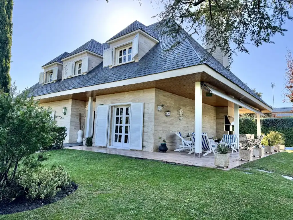 Vista exterior de Casa o chalet en venta en Algete