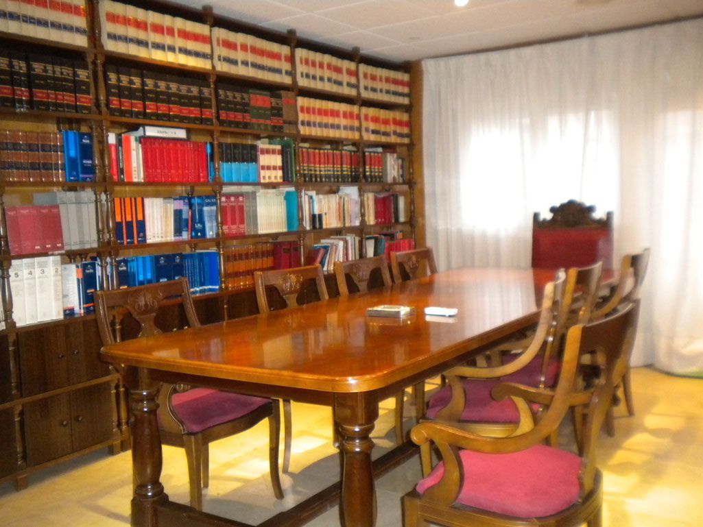 Office for sale in Ciudad Real Capital  with Air Conditioner, Terrace and Furnished