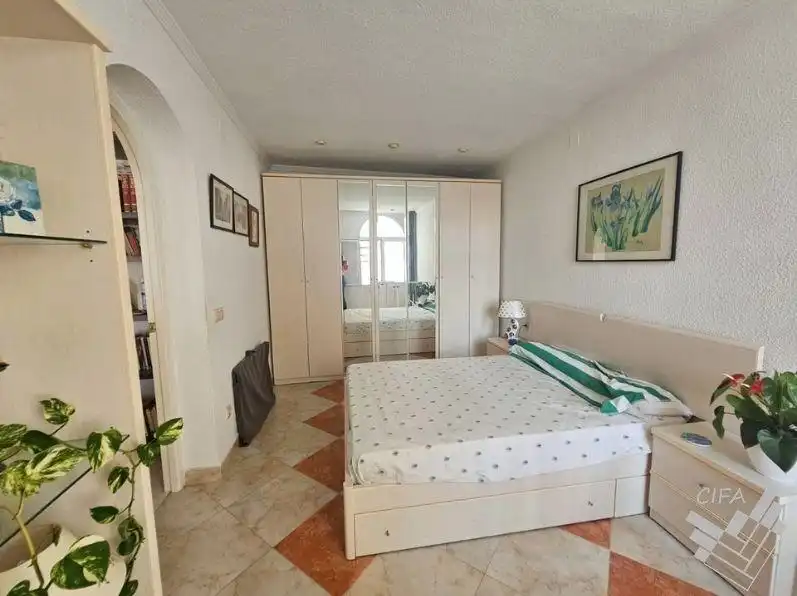 Habitación de Casa o chalet en venta en Càlig con Calefacción, Jardín privado y Amueblado