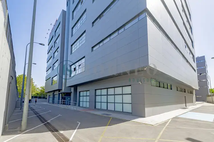 Vista exterior de Oficina de alquiler en Madrid