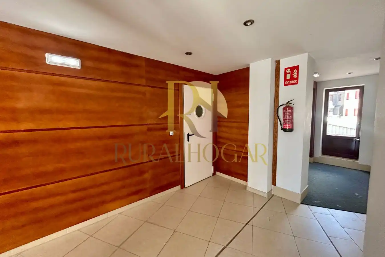 Apartament en venda en Puebla de Lillo amb Calefacció, Traster i Moblat