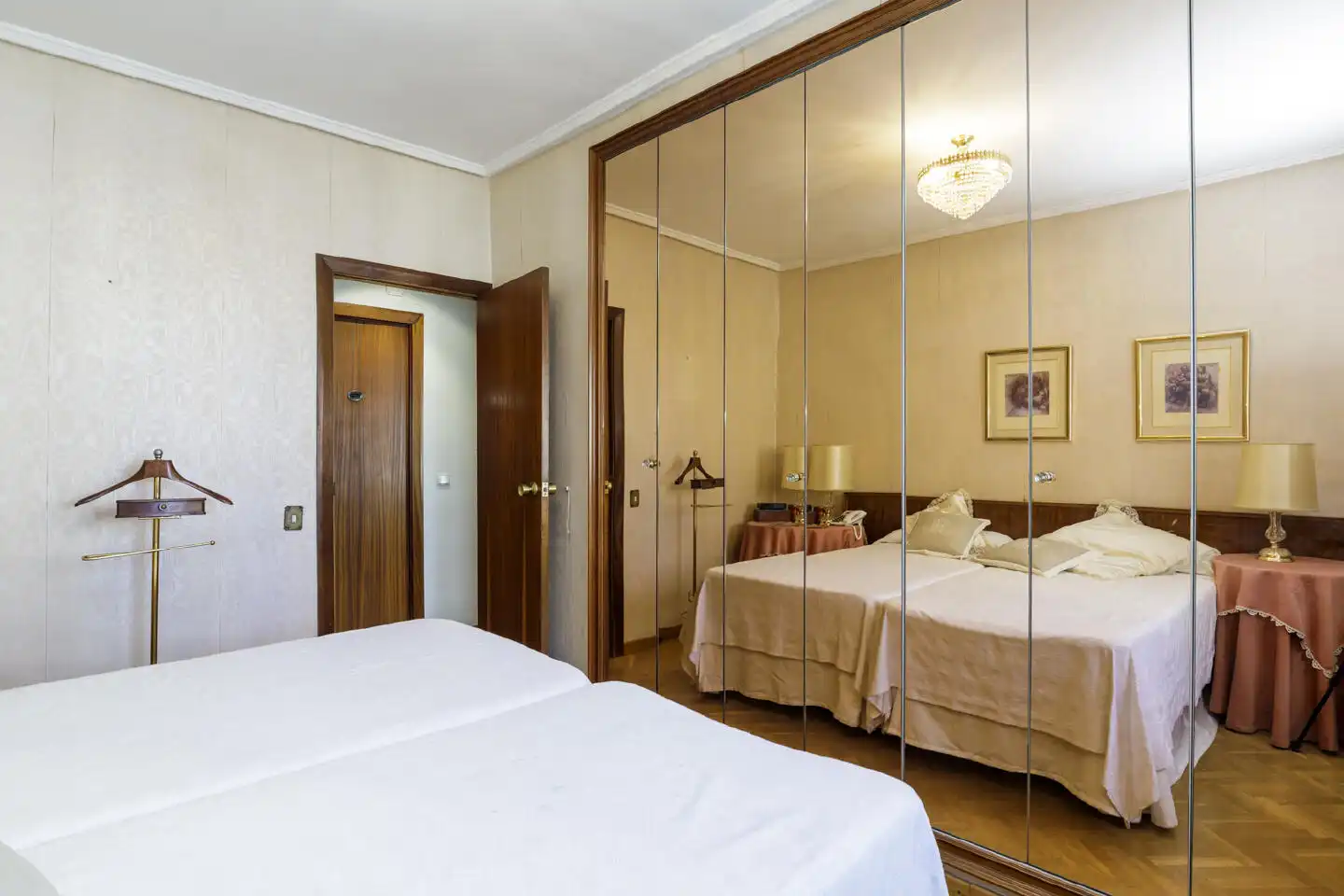 Habitación de Piso en venta en Zaragoza