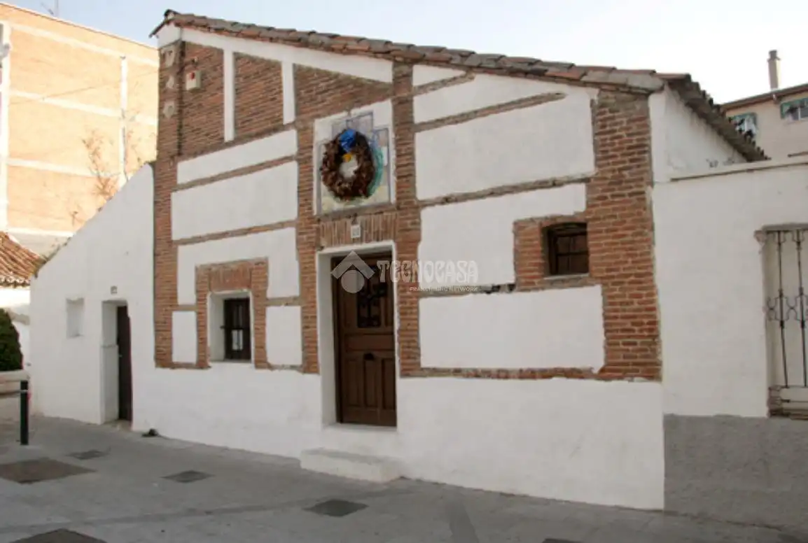 Vista exterior de Piso en venta en Móstoles